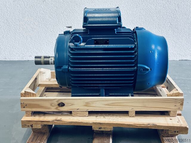 Moteur électrique WEG Premium W22