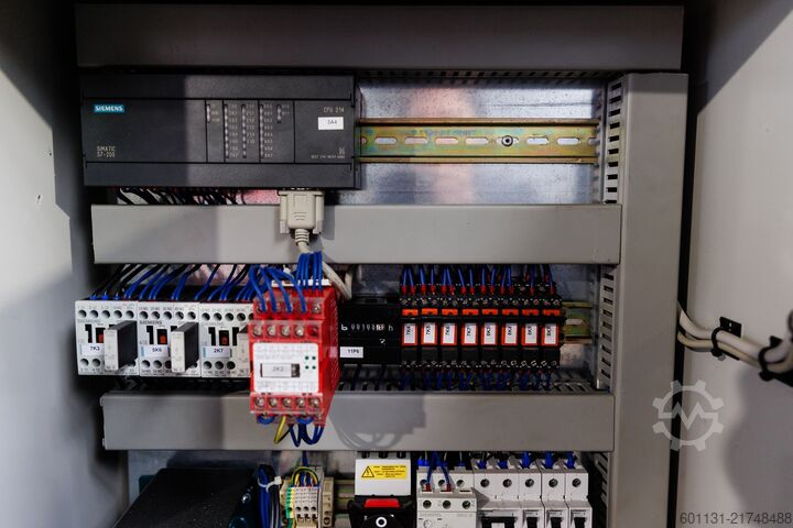 μηχάνημα διαμόρφωσης γωνιών ACF Cornerformer Multiflex