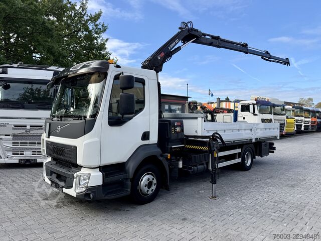 Camião de plataforma Volvo FL 210 Kran Hiab X-HiDuo 082
