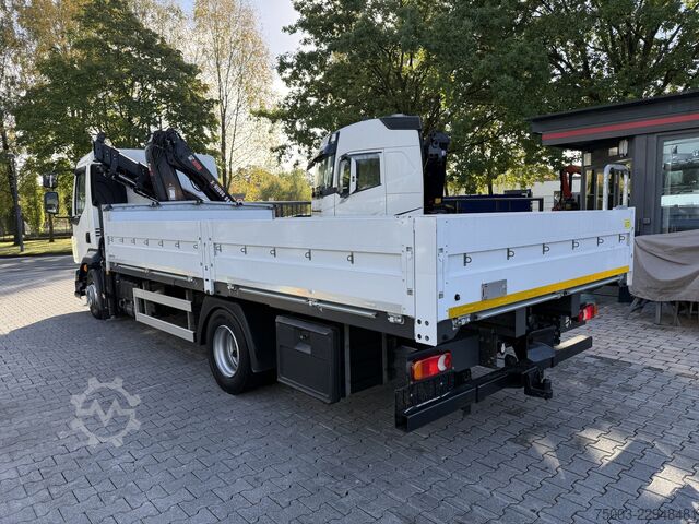 Camião de plataforma Volvo FL 210 Kran Hiab X-HiDuo 082