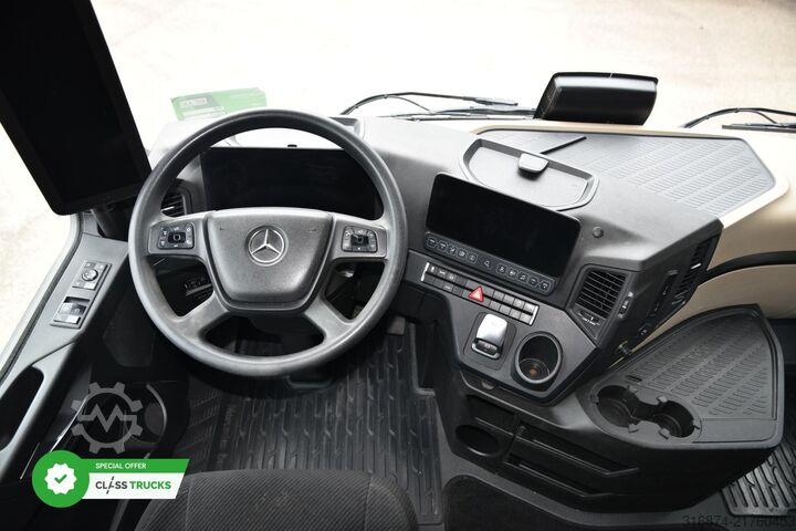 Cap tractor standard MERCEDES-BENZ Actros 5 1845 BigSpace