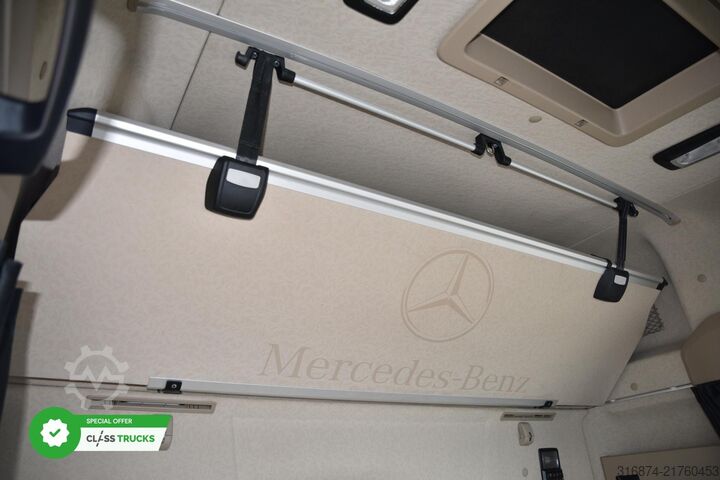 Cap tractor standard MERCEDES-BENZ Actros 5 1845 BigSpace
