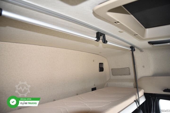 Cap tractor standard MERCEDES-BENZ Actros 5 1845 BigSpace