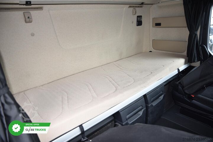 Cap tractor standard MERCEDES-BENZ Actros 5 1845 BigSpace