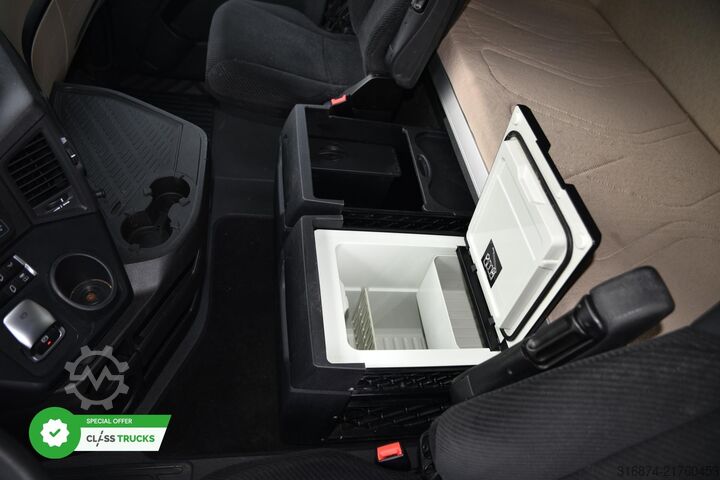 Cap tractor standard MERCEDES-BENZ Actros 5 1845 BigSpace