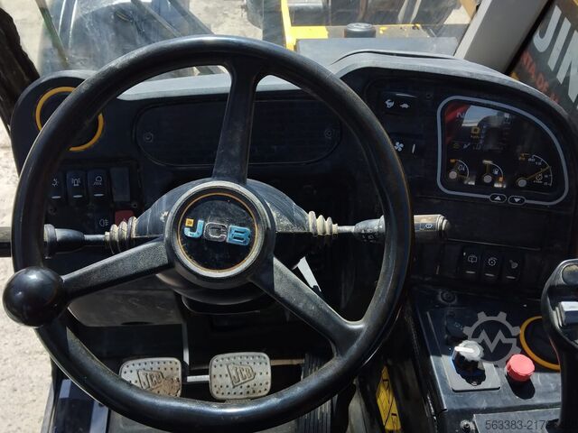 Teleskoplastare JCB 525.60