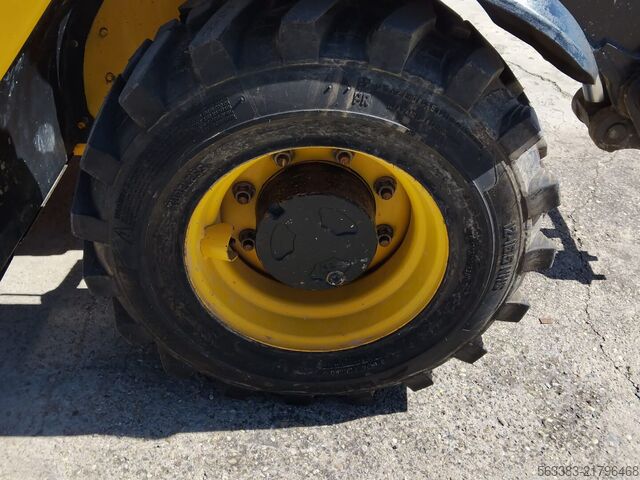 Teleskoplastare JCB 525.60