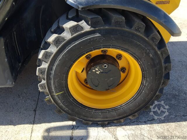 Carregador telescópico JCB 525.60