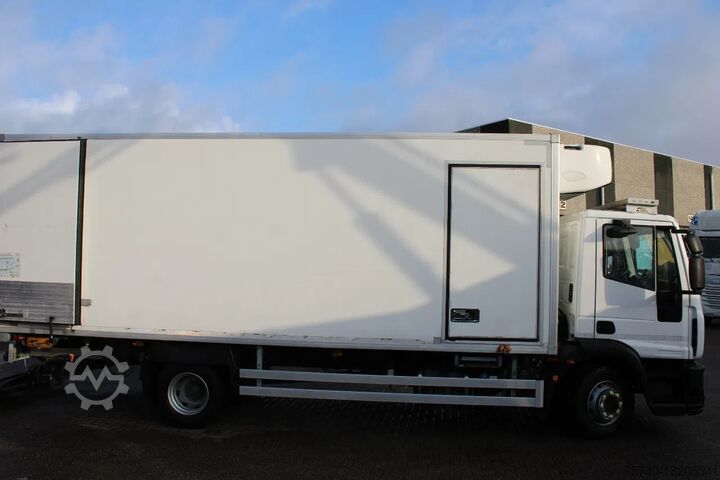 Gekoeld/bevroren transport Iveco Eurocargo 140E + CARRIER + MANUAL + ATP!! LIFT...