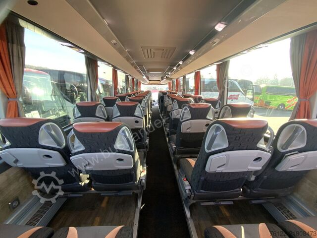 Autobus granturismo Setra S 516 HD