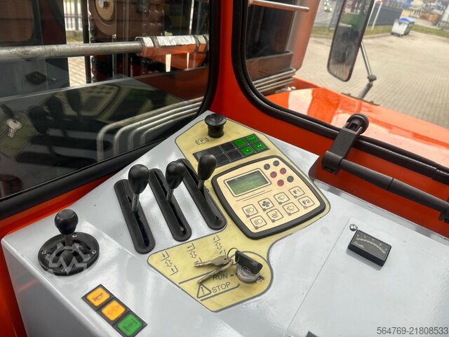 Stivuitor cu patru direcții Combilift Hubtex DQ45/Only 3310 h/Telscopic forks