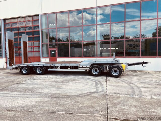 Alçak şasi römork Möslein T 4 VB F 4 Achs Tieflader- Anhänger, Neufahrzeug