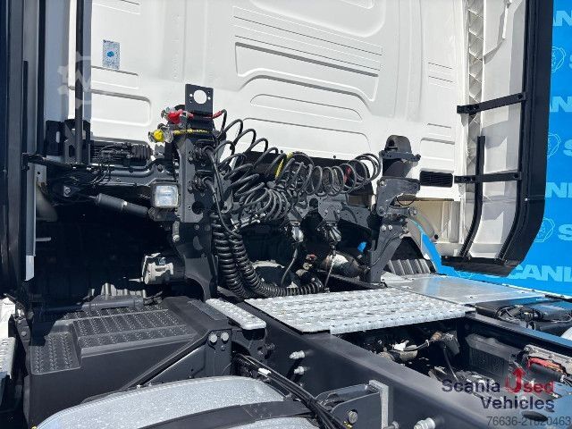 Trattore stradale standard Scania R 460 A4x2NA DIFF-L RETARDER P-AIRCO VECTO 3 ACC
