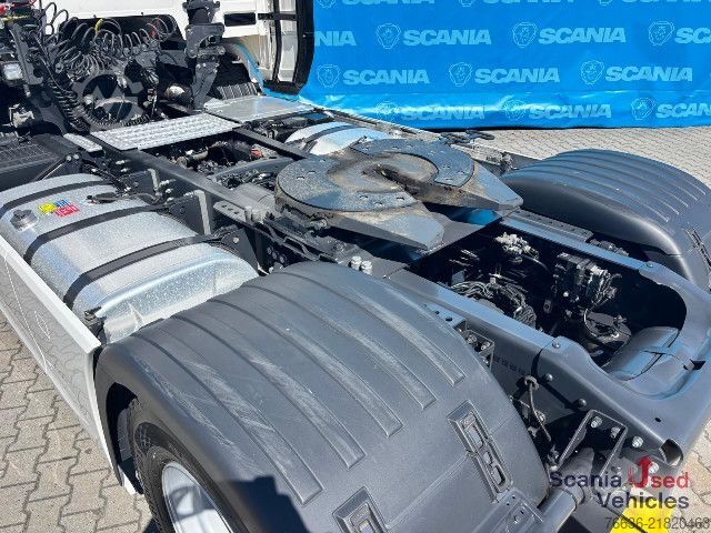 Trattore stradale standard Scania R 460 A4x2NA DIFF-L RETARDER P-AIRCO VECTO 3 ACC