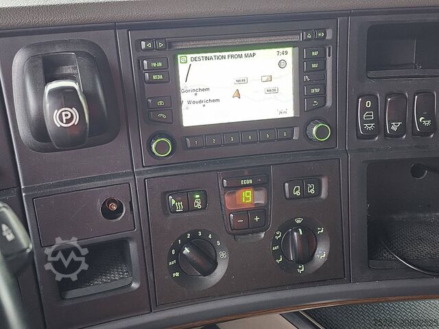 Standard-SZM SCANIA R490