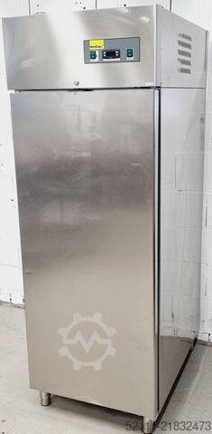 Cremefarvet klimaskab NordCap BWKS 900