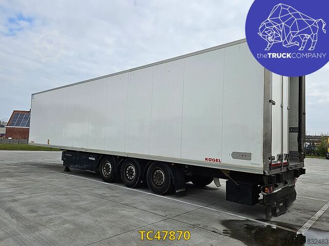 Transport chłodniczy/mrożony Kögel 