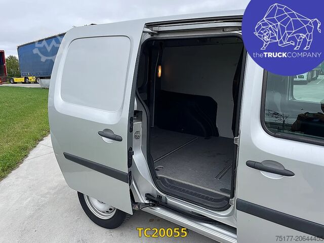 Skříňová dodávka Renault Kangoo 1.5 DCI