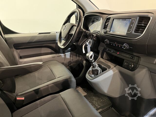 Panelvan Opel Vivaro 2.0 CDTI L3H1 123 PK / Euro 6 / Airco / ...