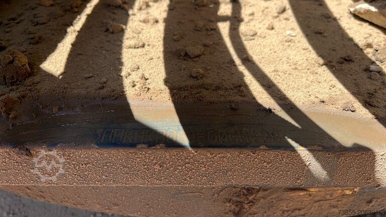 Graafmachine op rupsbanden Hyundai HX520AL