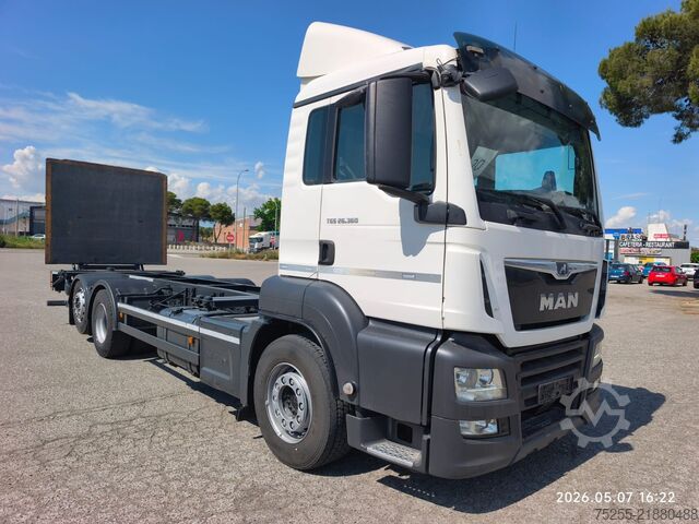 LKW-Fahrgestell MAN 26.360 TGS 6X2 EURO 6