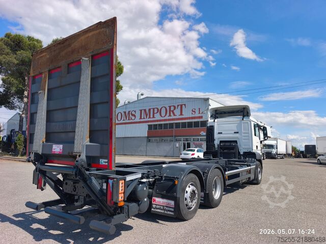 LKW-Fahrgestell MAN 26.360 TGS 6X2 EURO 6