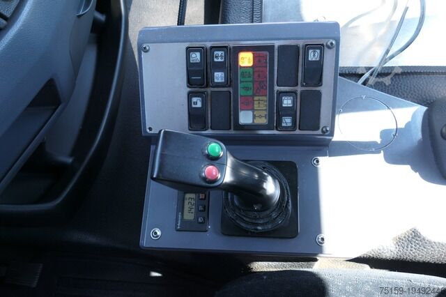 Samochód z wymienną zabudową mercedes-benz KAMAG WBH 25 Wiesel Terberg Umsetzfahrz. Sattelkupplung KLIMA WEBASTO