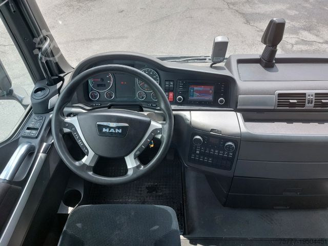 Standardni tegljač MAN TGX 18.480 XXL- INTARDER-2 Tanks-NEW Clutch