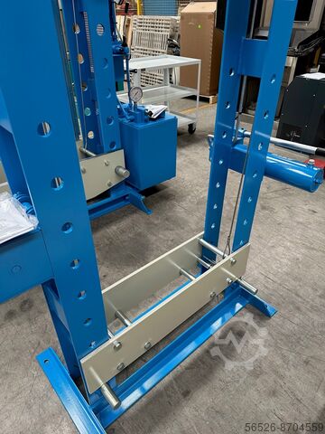 Hydraulische pers 30 ton OMCN P/30 SA