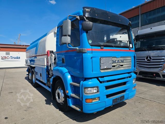 Tartálykocsi MAN TGA 26.440 * 3 KAMMER *OBER-/UNTERBEFÜLLUNG*LIFT