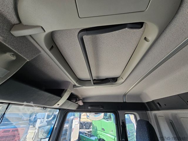 Tartálykocsi MAN TGA 26.440 * 3 KAMMER *OBER-/UNTERBEFÜLLUNG*LIFT