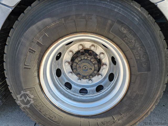 Tartálykocsi MAN TGA 26.440 * 3 KAMMER *OBER-/UNTERBEFÜLLUNG*LIFT