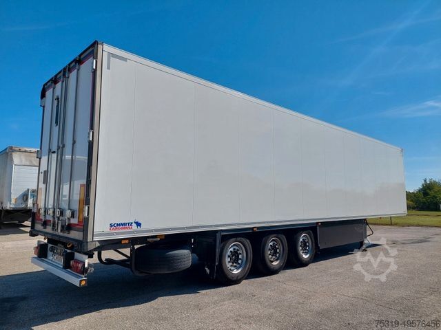 Koeloplegger SCHMITZ CARGOBULL SKO24 ThermoKing SLXi 300