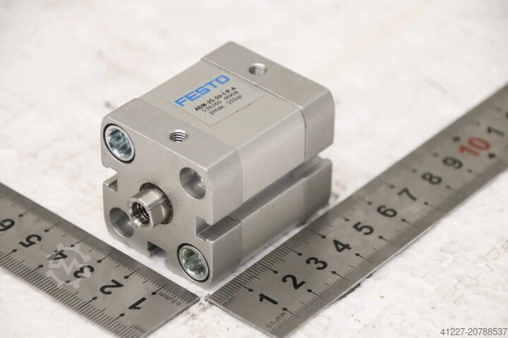 Compactcilinder Festo ADN-25-10-A-P-A Hub 10 mm