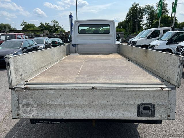 Furgoneta pick-up MERCEDES-BENZ Sprinter Pritsche 513*4,30m*Ahk*Zwillingsreifen*