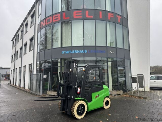 Električni viljuškar za 4 točka Noblelift FE4P38Q