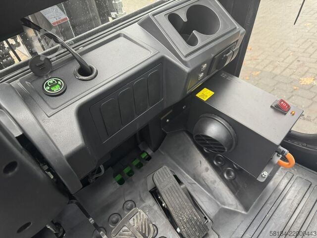 Električni viljuškar za 4 točka Noblelift FE4P38Q