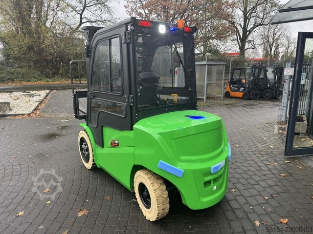 Električni viljuškar za 4 točka Noblelift FE4P38Q