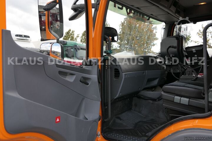 Gatusopmaskin MERCEDES-BENZ Atego 1324 Straßenkehrmaschine Bucher