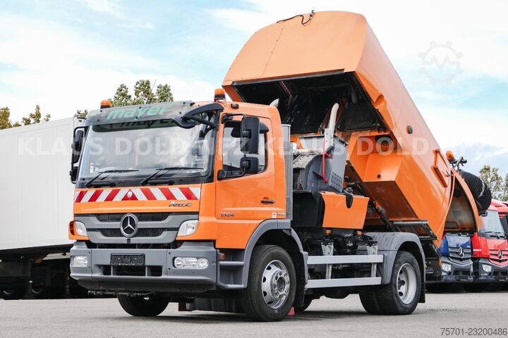 Gatusopmaskin MERCEDES-BENZ Atego 1324 Straßenkehrmaschine Bucher