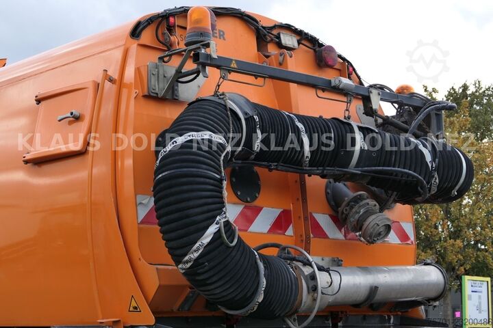 Gatusopmaskin MERCEDES-BENZ Atego 1324 Straßenkehrmaschine Bucher