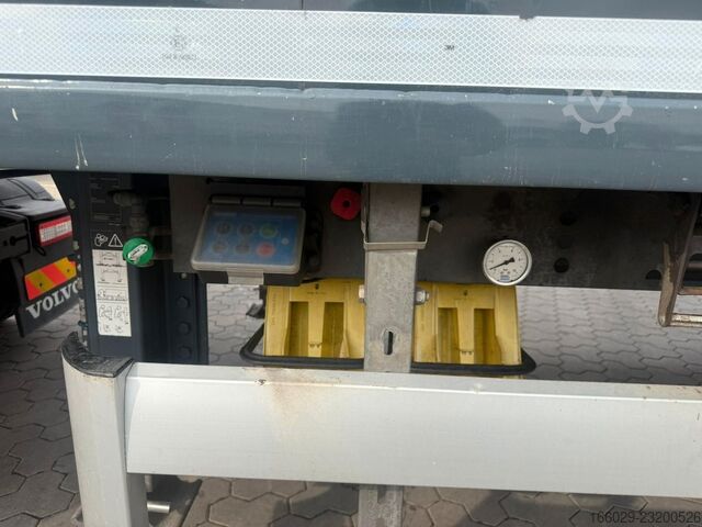 Semirremolque con piso móvil KNAPEN K200 Schubboden 92m³ XHDI 15 Bretter Top Zustand