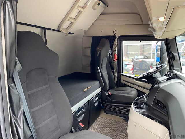 Iveco S-WAY 500 / Automatski menjač / 2x rezervoar Iveco S-WAY 500 / Automatic / 2x Tank