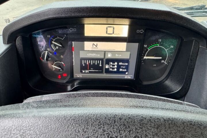 Tippbil RENAULT C480 10x4 Moser Bordmatik