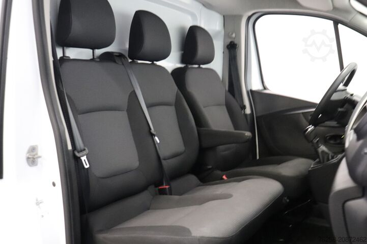 Bestelwagen Renault Trafic 2.0 dCi 120PK EURO 6 - Airco - Navi - Cr...