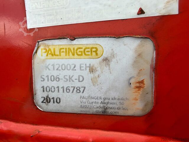 Vrachtwagen met kraan DAF CF 75.250 PALFINGER CRANE + HOOKLIFT  143.037km