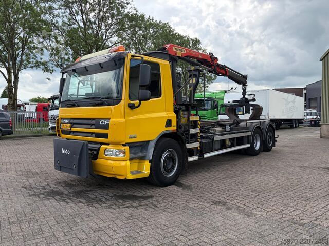 Vrachtwagen met kraan DAF CF 75.250 PALFINGER CRANE + HOOKLIFT  143.037km