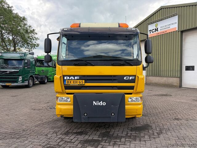 Vrachtwagen met kraan DAF CF 75.250 PALFINGER CRANE + HOOKLIFT  143.037km