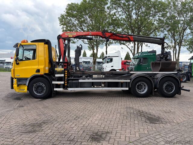 Vrachtwagen met kraan DAF CF 75.250 PALFINGER CRANE + HOOKLIFT  143.037km