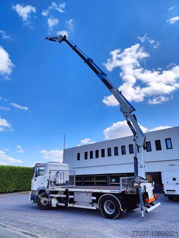 Laadplatform MAN 18.410 F2000 Cormach 22000 E4F + jib